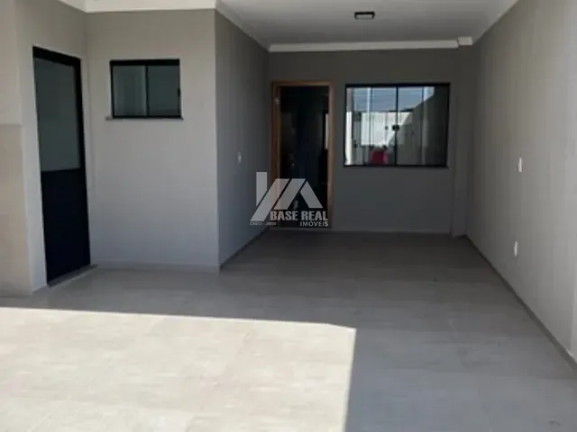 Casa 2 quartos e 1 banheiro, à venda, no bairro Oficinas em Ponta Grossa