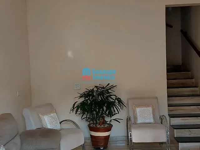 Casa com 300m² 3 quartos e 4 banheiros, à venda, no bairro Parque das Orquídeas em Guaxupé