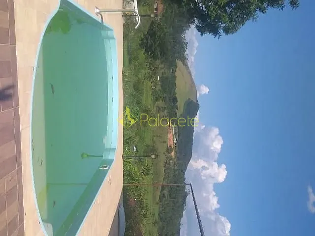Casa com 8000m² 4 quartos e 1 banheiro, à venda, no bairro Ribeirão Grande em Pindamonhangaba