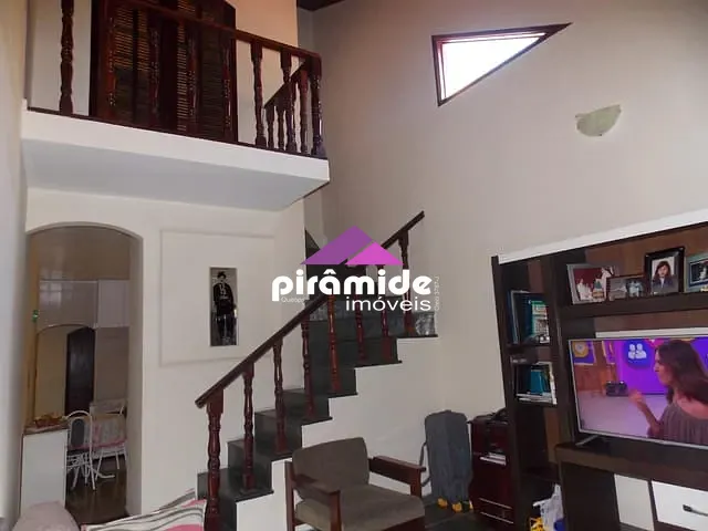 Casa com 125m² 2 quartos e 2 banheiros, à venda, no bairro Bosque dos Eucaliptos em São José dos Campos
