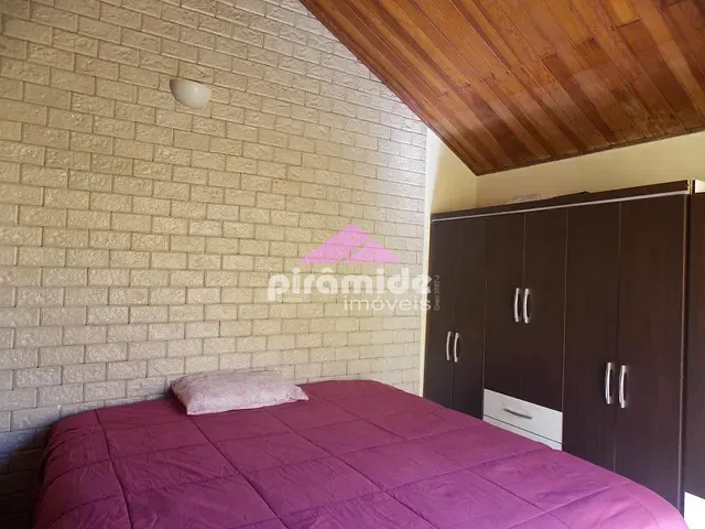 Casa com 125m² 2 quartos e 2 banheiros, à venda, no bairro Bosque dos Eucaliptos em São José dos Campos