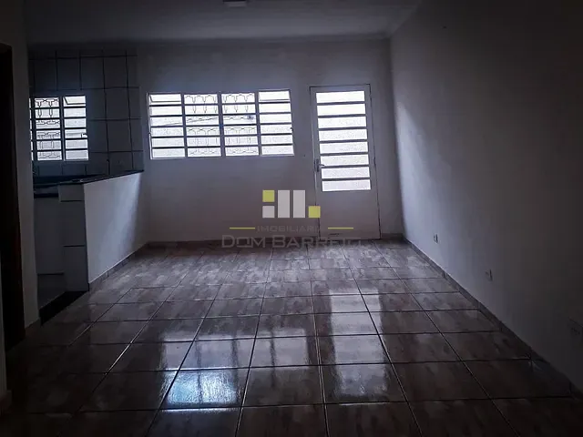 Casa com 270m² 3 quartos e 2 banheiros, à venda, no bairro Vila Santana em Sumaré