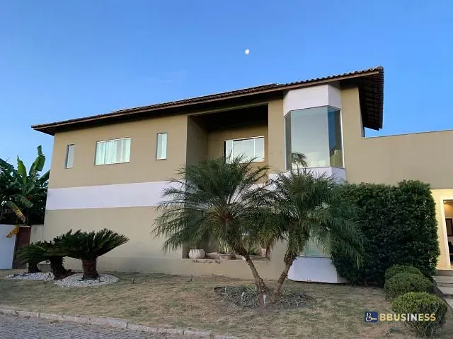 Casa 3 quartos e 3 banheiros, à venda, no bairro Parque Pecuária em Campos dos Goytacazes