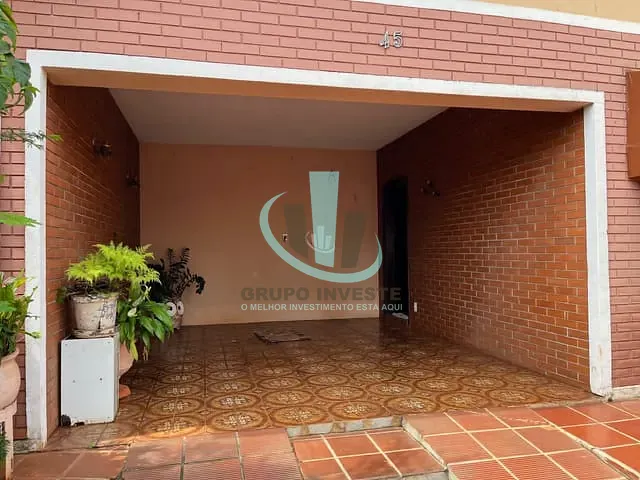 Casa com 390m² 3 quartos e 1 banheiro, à venda, no bairro VILA MELHADO em ARARAQUARA