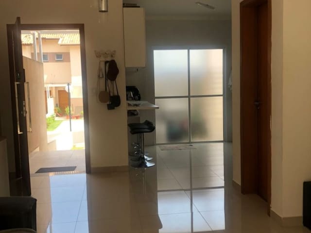 Casa com 94m² 2 quartos e 3 banheiros, à venda, no bairro Jardim Pioneira em Cotia