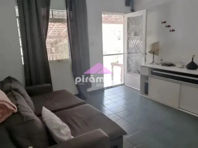 Casa com 375m² 2 quartos e 1 banheiro, à venda, no bairro Jardim São Judas Tadeu em São José Dos Campos