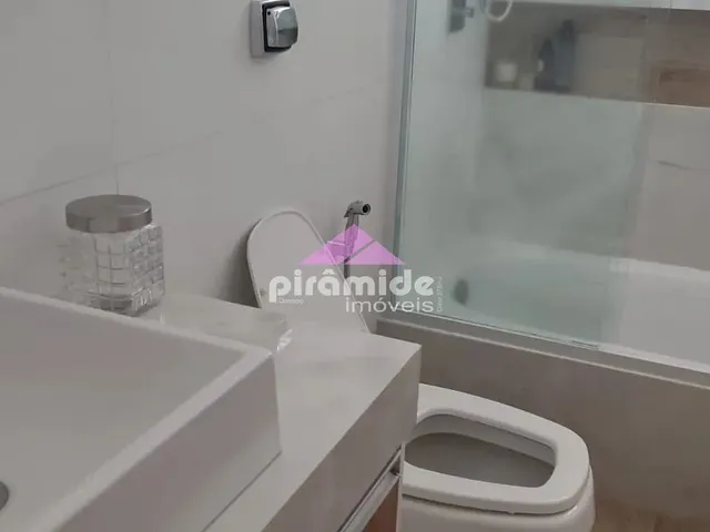 Casa com 375m² 2 quartos e 1 banheiro, à venda, no bairro Jardim São Judas Tadeu em São José Dos Campos