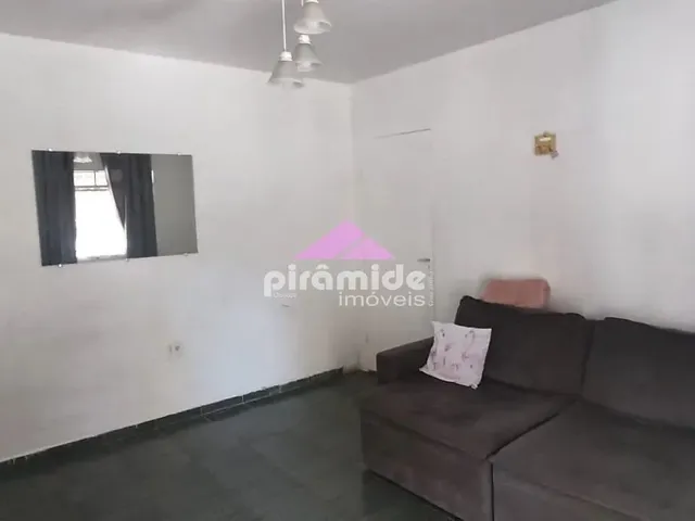Casa com 375m² 2 quartos e 1 banheiro, à venda, no bairro Jardim São Judas Tadeu em São José Dos Campos