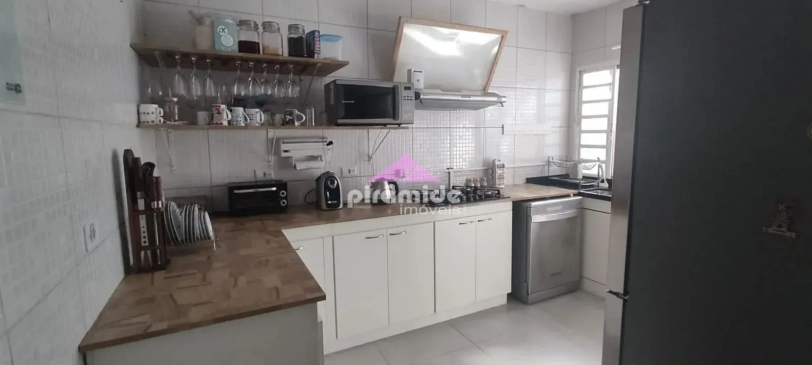 Casa, 2 quartos, 66 m² - Foto 1