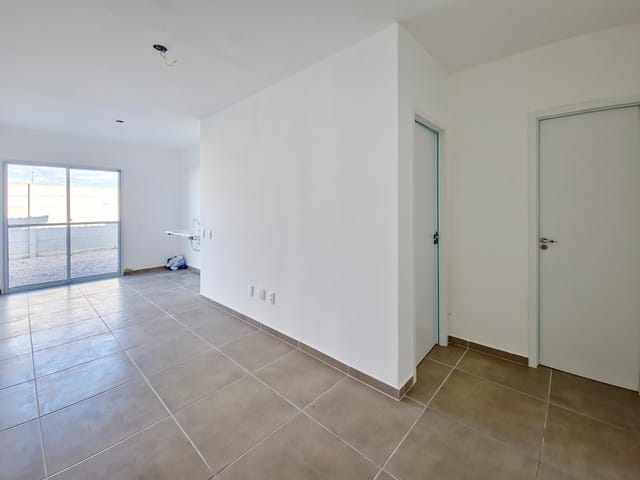 Casa com 47m² 2 quartos e 1 banheiro, para alugar, no bairro Três Vendas em Pelotas
