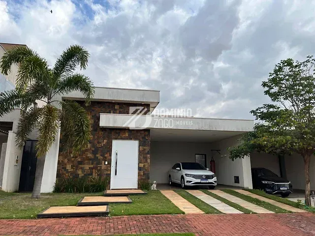 Casa com 300m² 3 quartos e 4 banheiros, à venda ou para alugar, no bairro Estância dos Ipês em Uberaba