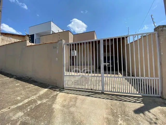 Casa 3 quartos e 2 banheiros, à venda, no bairro Nova Jaguariúna II em Jaguariúna