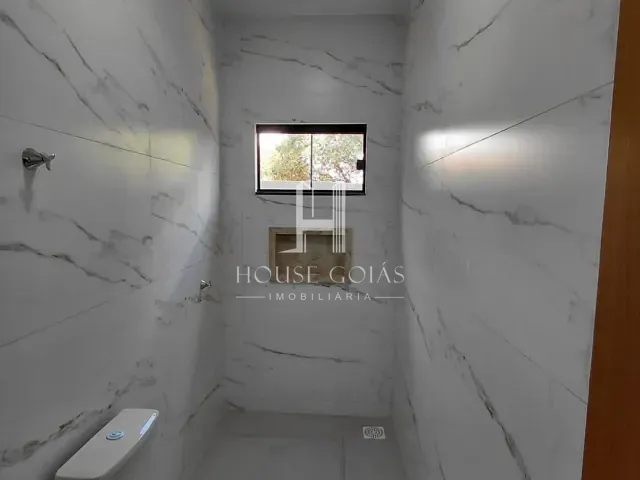 Casa com 222m² 3 quartos e 2 banheiros, à venda, no bairro Jardim D'Assis em Goianira