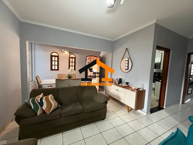 Casa com 355m² 3 quartos e 2 banheiros, à venda, no bairro Jardim das Nações em Itatiba