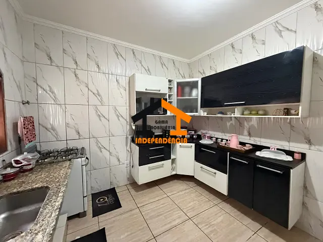 Casa com 355m² 3 quartos e 2 banheiros, à venda, no bairro Jardim das Nações em Itatiba