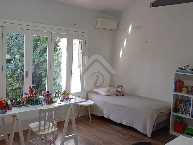 Casa 2 quartos e 1 banheiro, à venda, no bairro Pinheiros em Estrela