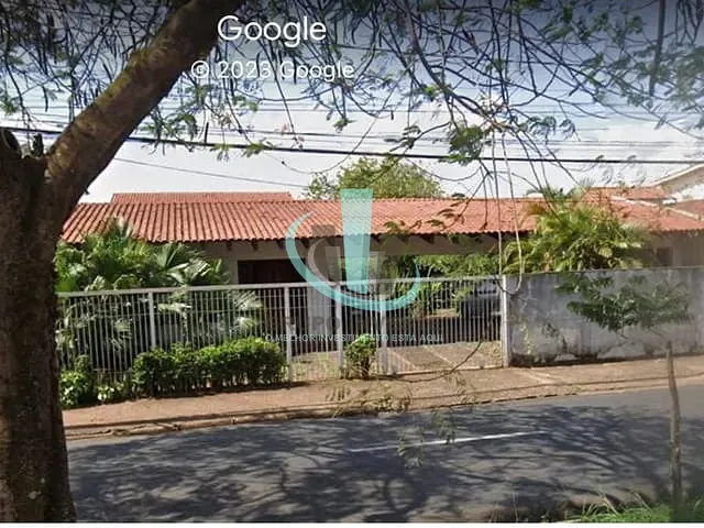 Casa com 715m² 4 quartos e 2 banheiros, à venda, no bairro VILA HARMONIA em ARARAQUARA