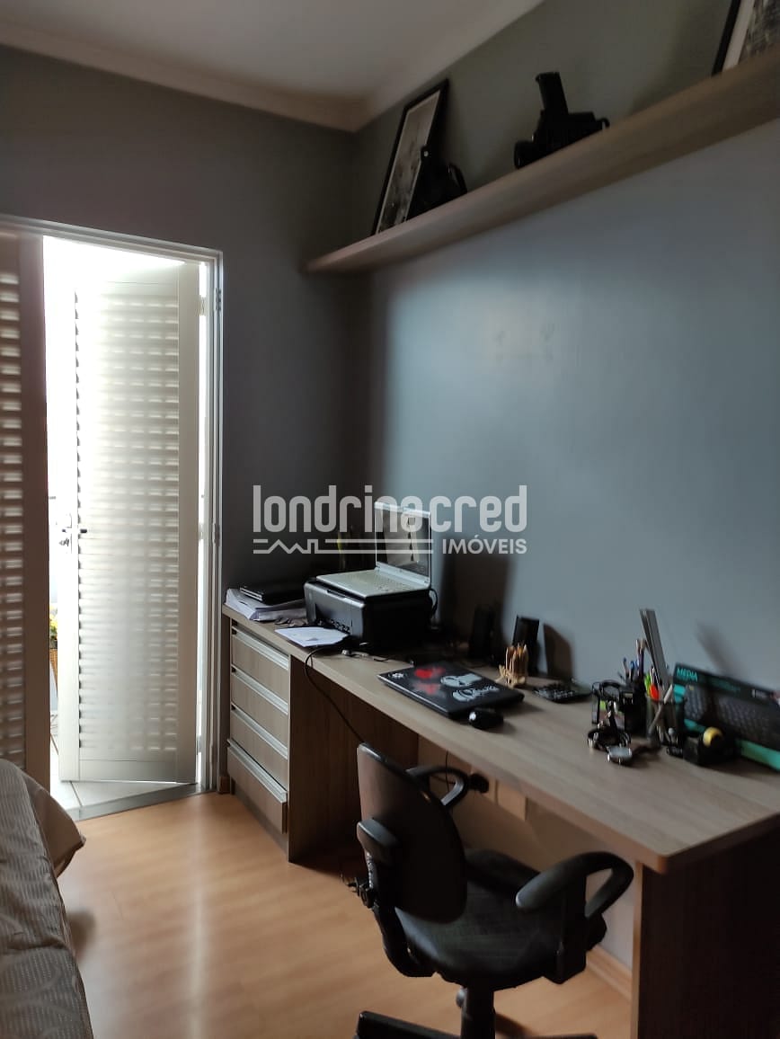 Casa, 4 quartos, 270 m² - Foto 4