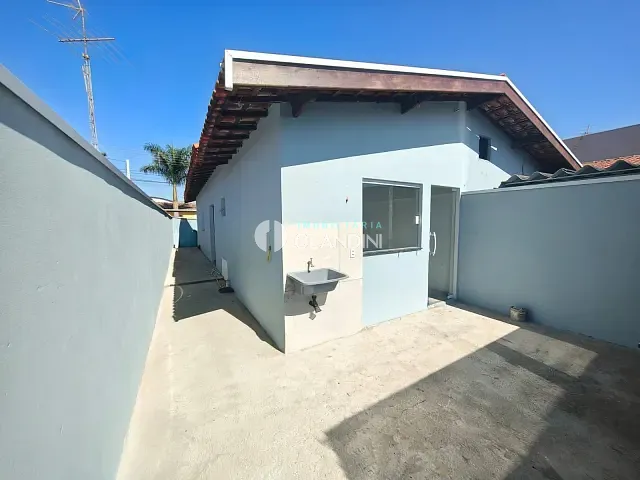 Casa 2 quartos e 1 banheiro, para alugar, no bairro Jardim Arrivabene em Artur Nogueira