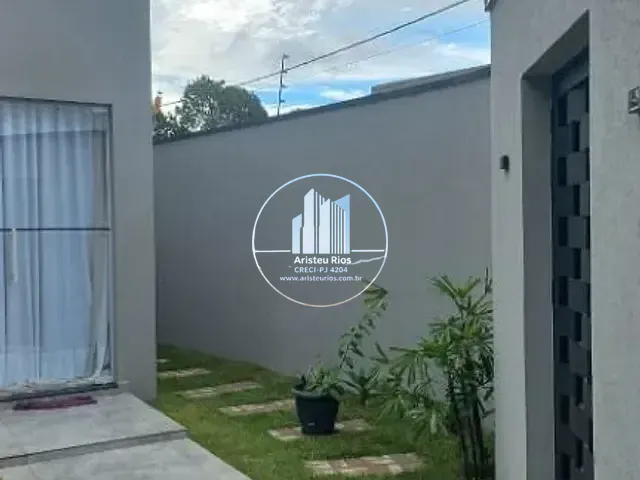 Casa com 271m² 3 quartos e 2 banheiros, à venda, no bairro Parque Real em Pouso Alegre
