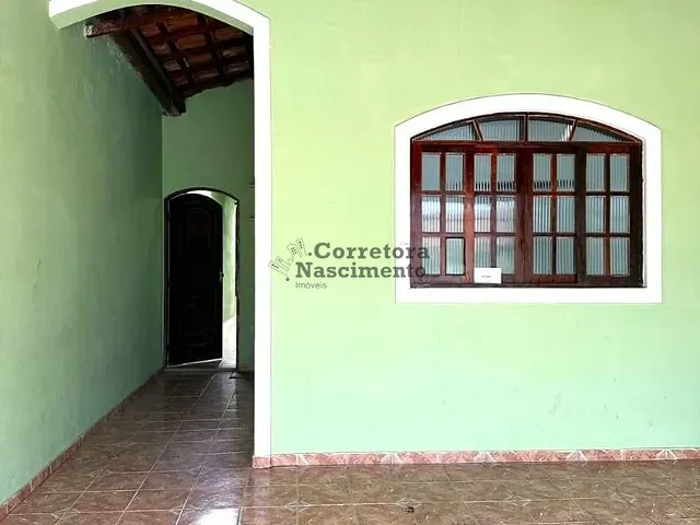 Casa com 175m² 2 quartos e 2 banheiros, à venda, no bairro Jardim Emília em Jacareí