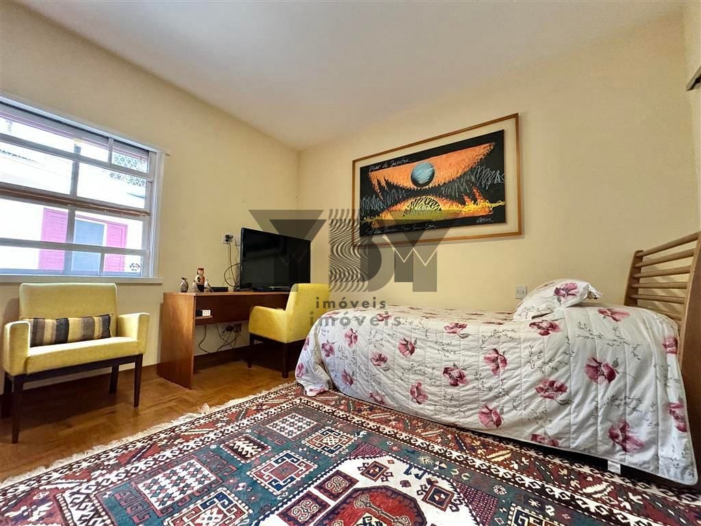 Casa à venda com 3 quartos, 230m² - Foto 11