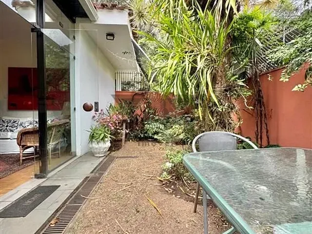 Casa 3 quartos e 3 banheiros, à venda, no bairro Alto de Pinheiros em São Paulo