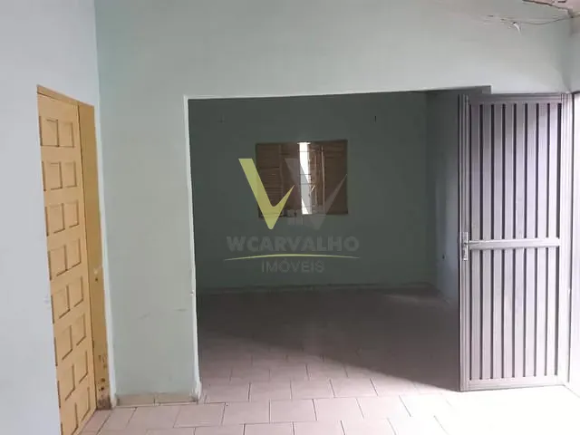Casa 2 quartos e 1 banheiro, à venda, no bairro Vila Santa Isabel em Anápolis