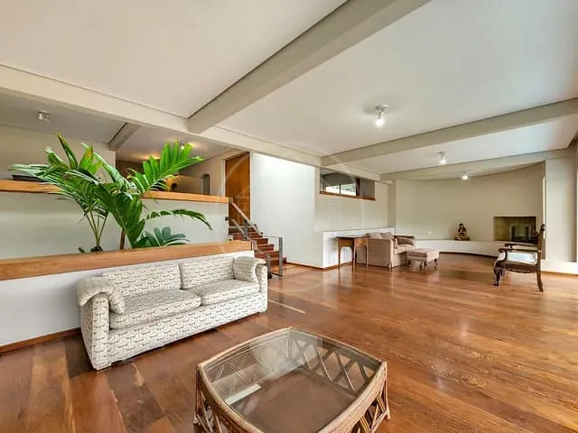 Casa com 1331m² 5 quartos e 2 banheiros, à venda, no bairro Paineiras do Morumbi em São Paulo