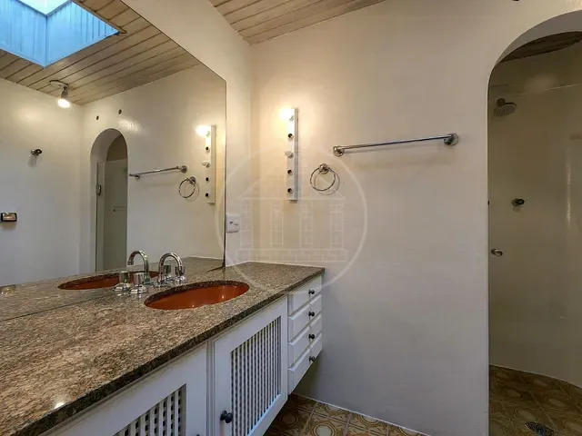 Casa com 1331m² 5 quartos e 2 banheiros, à venda, no bairro Paineiras do Morumbi em São Paulo