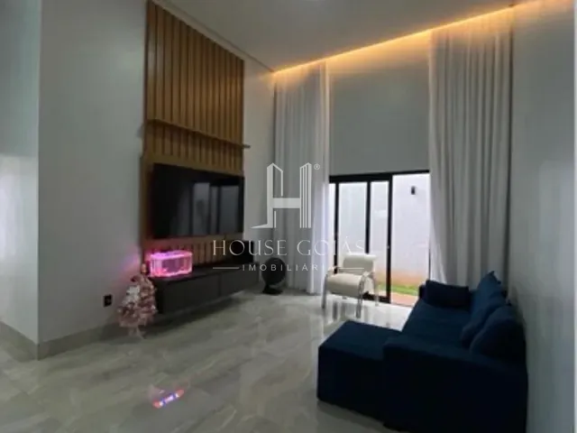 Casa com 437m² 3 quartos e 4 banheiros, à venda, no bairro Jardim Nova Era em Aparecida de Goiânia