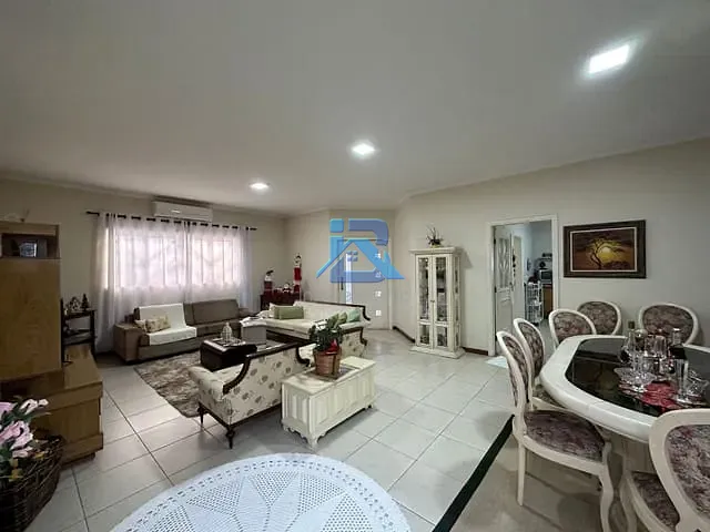 Casa com 399m² 3 quartos e 1 banheiro, à venda, no bairro Giardino D  Itália em Itatiba