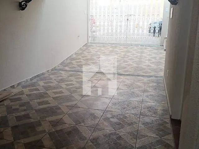 Casa com 214m² 3 quartos e 1 banheiro, para alugar, no bairro Jardim Pacaembu em Jundiaí