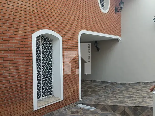 Casa com 214m² 3 quartos e 1 banheiro, para alugar, no bairro Jardim Pacaembu em Jundiaí