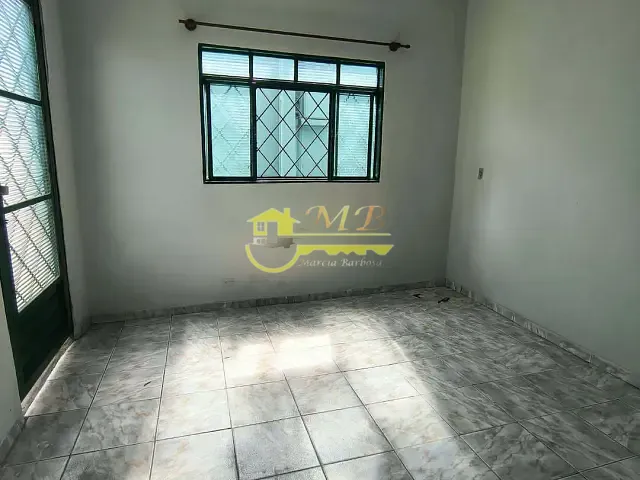 Casa 2 quartos e 1 banheiro, para alugar, no bairro Jardim Campos Elíseos em Campinas