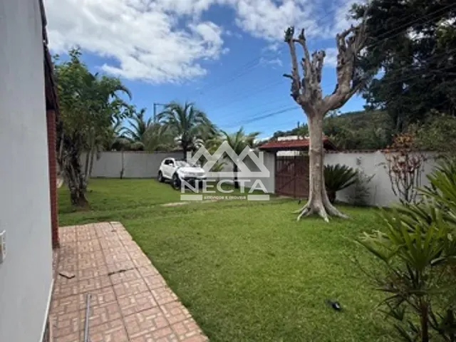 Casa com 500m² 2 quartos e 1 banheiro, à venda, no bairro Massaguaçu em Caraguatatuba