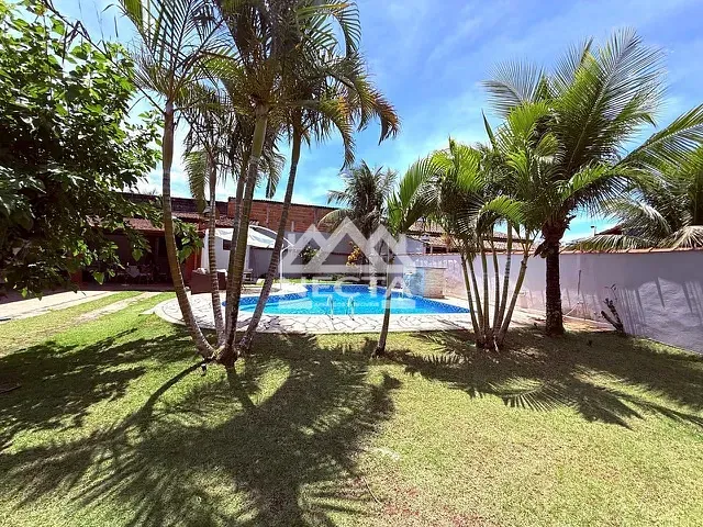 Casa com 500m² 2 quartos e 1 banheiro, à venda, no bairro Massaguaçu em Caraguatatuba
