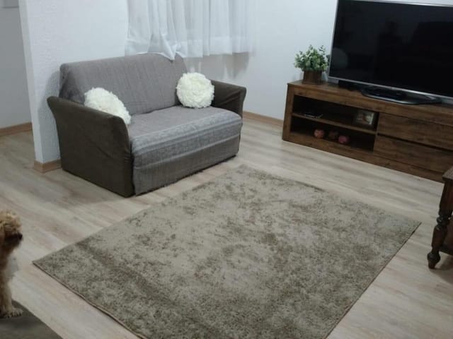 Casa com 80m² 2 quartos e 1 banheiro, à venda, no bairro Três Vendas em Pelotas