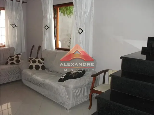 Casa com 150m² 3 quartos e 2 banheiros, à venda, no bairro Jardim Valparaíba em São José dos Campos
