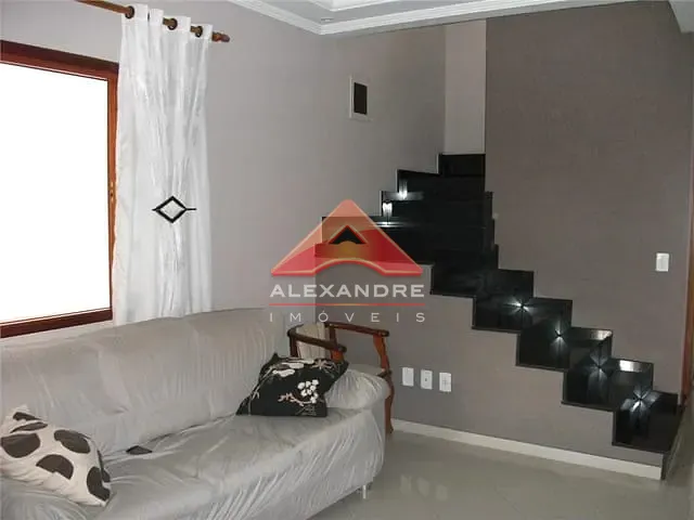 Casa com 150m² 3 quartos e 2 banheiros, à venda, no bairro Jardim Valparaíba em São José dos Campos