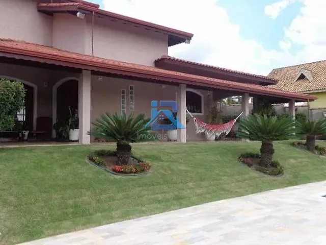 Casa com 1045m² 4 quartos e 3 banheiros, à venda, no bairro Parque São Gabriel em Itatiba