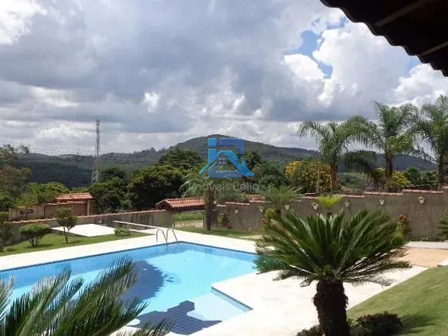 Casa com 1045m² 4 quartos e 3 banheiros, à venda, no bairro Parque São Gabriel em Itatiba