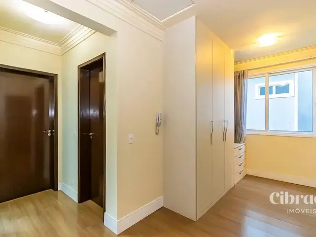Casa 3 quartos e 5 banheiros, à venda, no bairro Atuba em Curitiba
