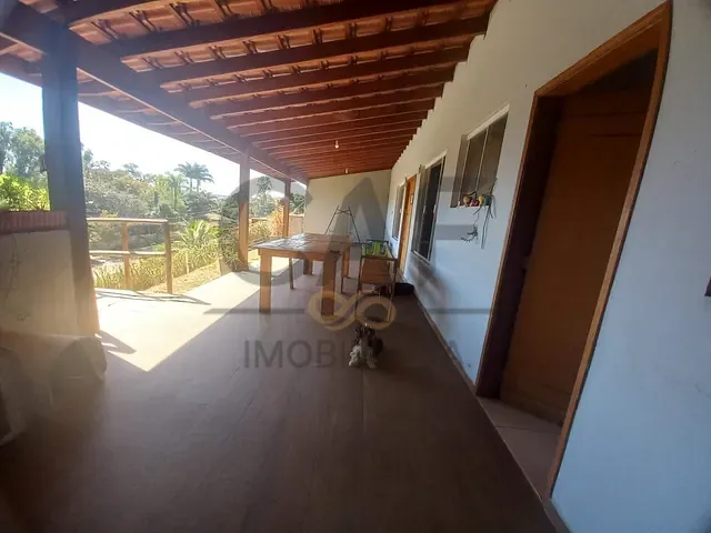 Casa com 672m² 3 quartos e 3 banheiros, à venda, no bairro Terras da Capela de Santo Antônio em Jaguariúna