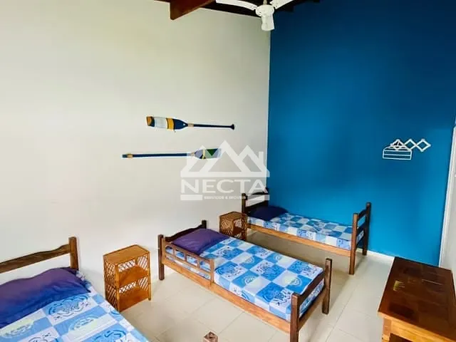 Casa com 342m² 3 quartos e 2 banheiros, à venda, no bairro Toninhas em Ubatuba