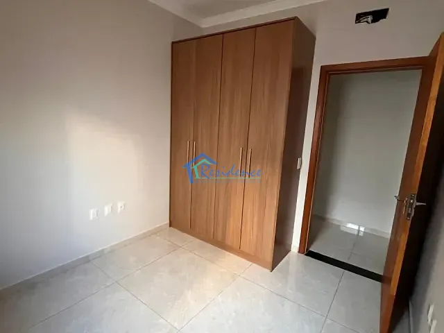 Casa 3 quartos e 2 banheiros, para alugar, no bairro Jardim Bréscia em Indaiatuba
