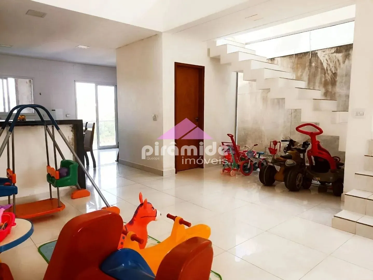 Casa, 4 quartos, 211 m² - Foto 4