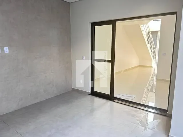 Casa com 150m² 3 quartos e 3 banheiros, à venda, no bairro Jardim Celeste em Jundiaí