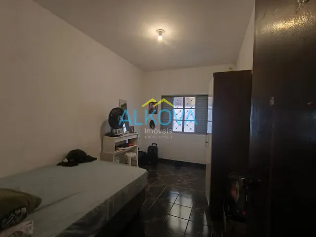 Casa com 200m² 3 quartos e 1 banheiro, à venda, no bairro Vista Verde em São José dos Campos