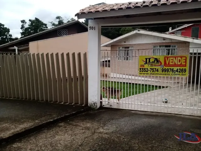 Casa com 602m² 5 quartos e 3 banheiros, à venda, no bairro São Lourenço em Curitiba
